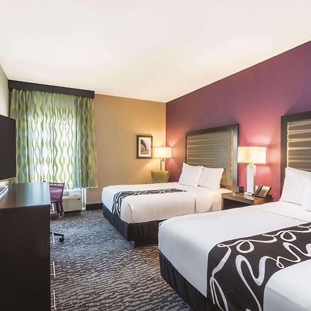 Отель La Quinta By Wyndham Memphis Downtown Экстерьер фото