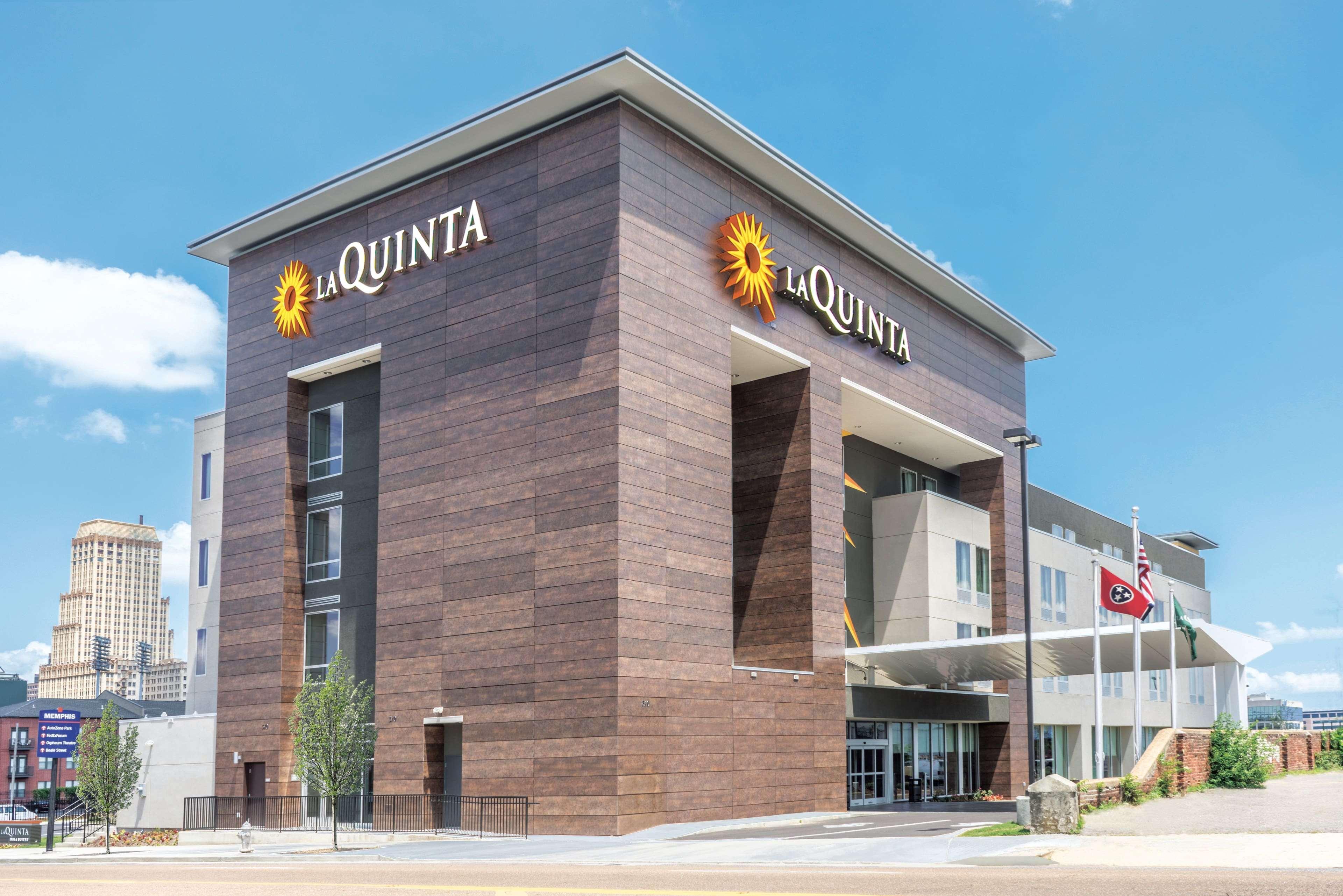 Отель La Quinta By Wyndham Memphis Downtown Экстерьер фото